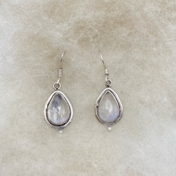 92.6 SterlingSilver earrings either Lapis, Smokey Quartz, Amethyst or Moonstone. - Picture 4 of 4